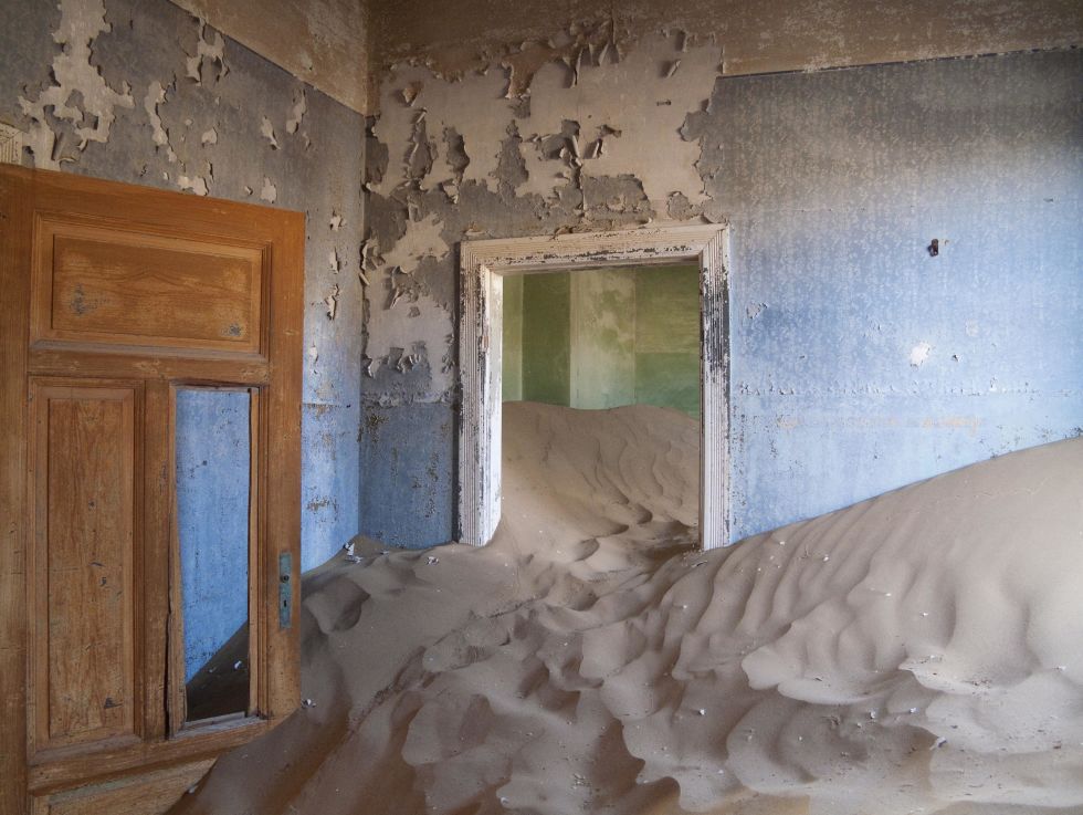 This town was founded in the Namib desert in 1908 when a man found a diamond in the area, but was abandoned in 1954 after resources were exhausted. The homes that were left are now filled high with sand — a strange, yet striking, sight to behold. 