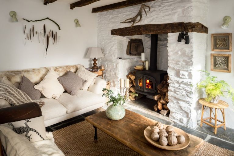 English Cottage Living Room storybook cottage in cornwall - country cottage home tour English Cottage Living Room storybook cottage in cornwall - country cottage home tour