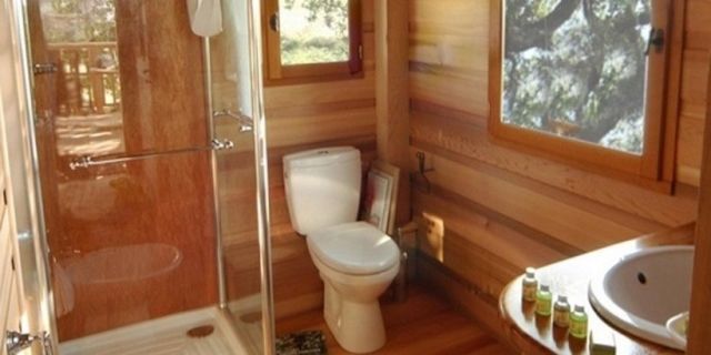 Tree House Bathroom treehouse bed & breakfast room in italy - italian treehouse in Tree House Bathroom treehouse bed & breakfast room in italy - italian treehouse in