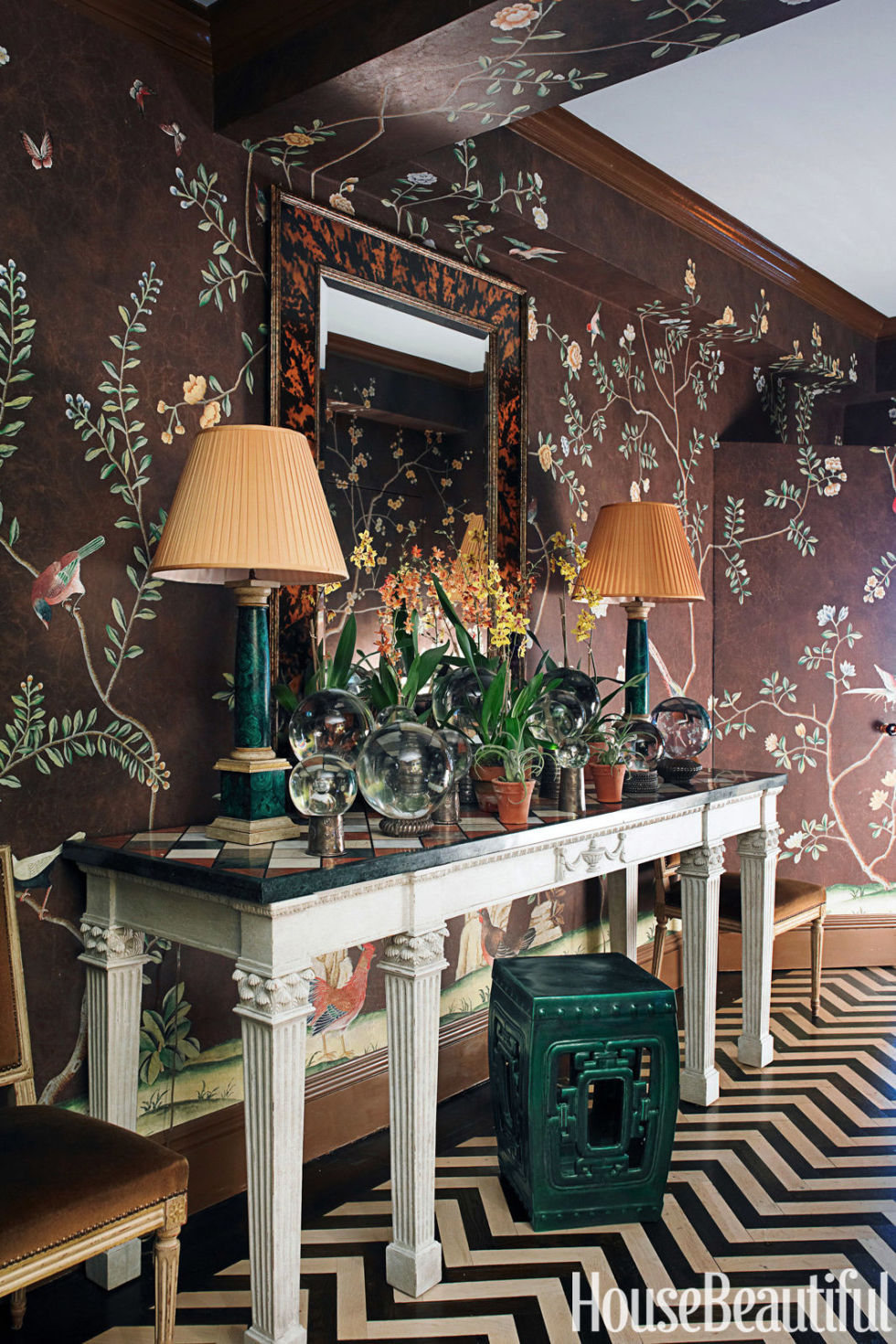 Miles Redd miles redd's colorful and intense manhattan design Miles Redd miles redd's colorful and intense manhattan design