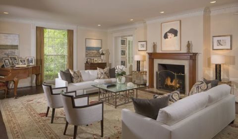 Rumah Taylor Swift Menjadi Ikon Bersejarah di Beverly Hills