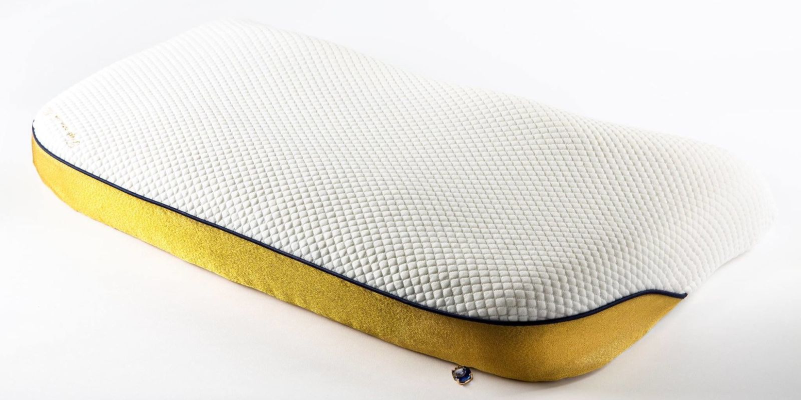 World's Most Expensive Pillow Tailormade Pillow Gold Edition Sells