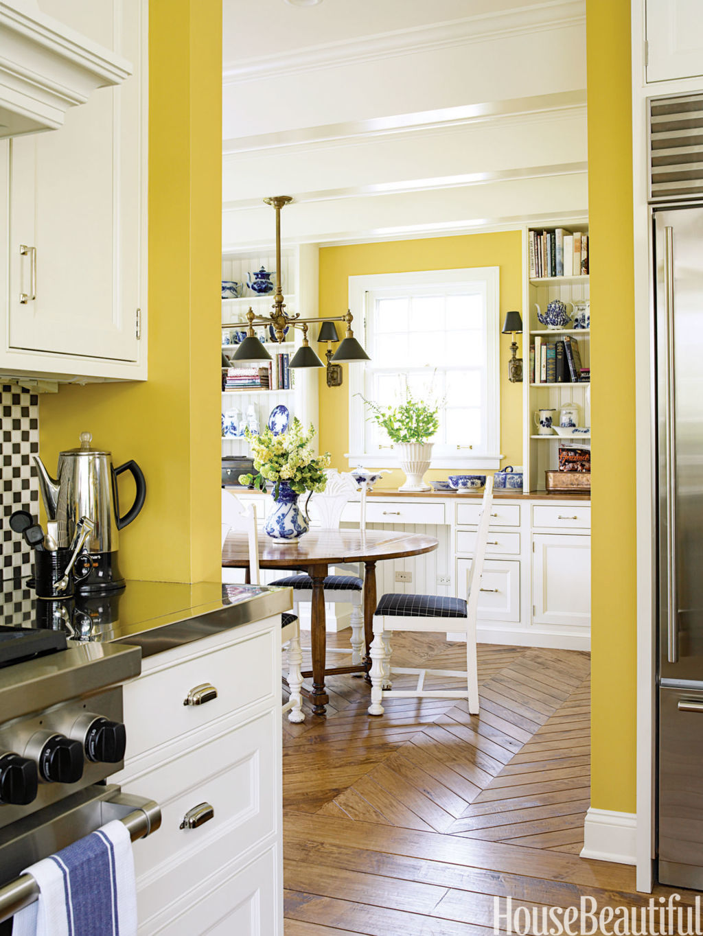 Popular Kitchen Paint and Cabinet Colors - Colorful Kitchen Pictures Popular Kitchen Paint and Cabinet Colors - Colorful Kitchen Pictures