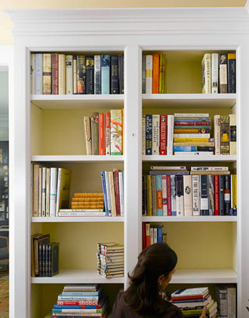 how to decorate a bookcase - decorate shelves - elizabeth mayhew how to decorate a bookcase - decorate shelves - elizabeth mayhew