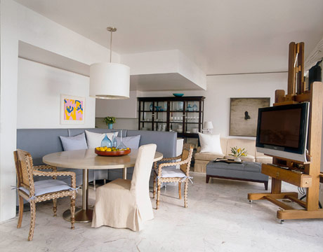 Living Room Furniture Mix And Match decorating rules to break - rules for home decor not to follow Living Room Furniture Mix And Match decorating rules to break - rules for home decor not to follow