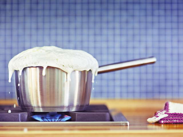 If you burn milk while heating it on the stove, add a pinch of salt to temper the scorched smell and taste.