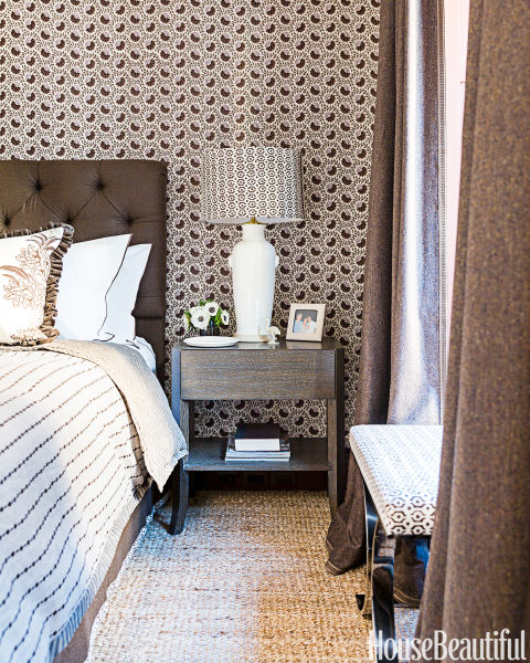 bedside table tips - how to choose a nightstand bedside table tips - how to choose a nightstand